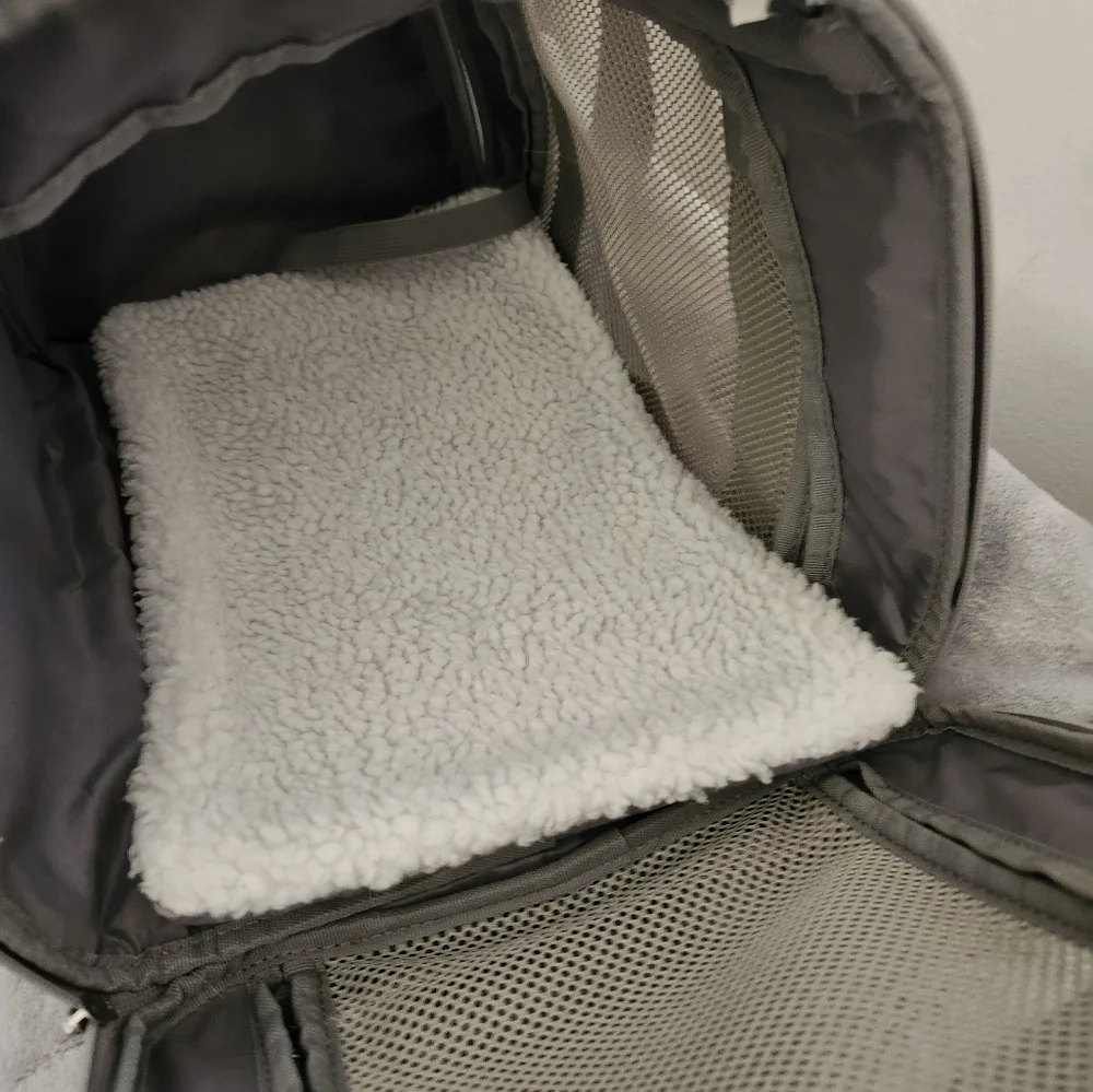Collapsible Pet Carrier w/ Adjustable Strap Color:Gray